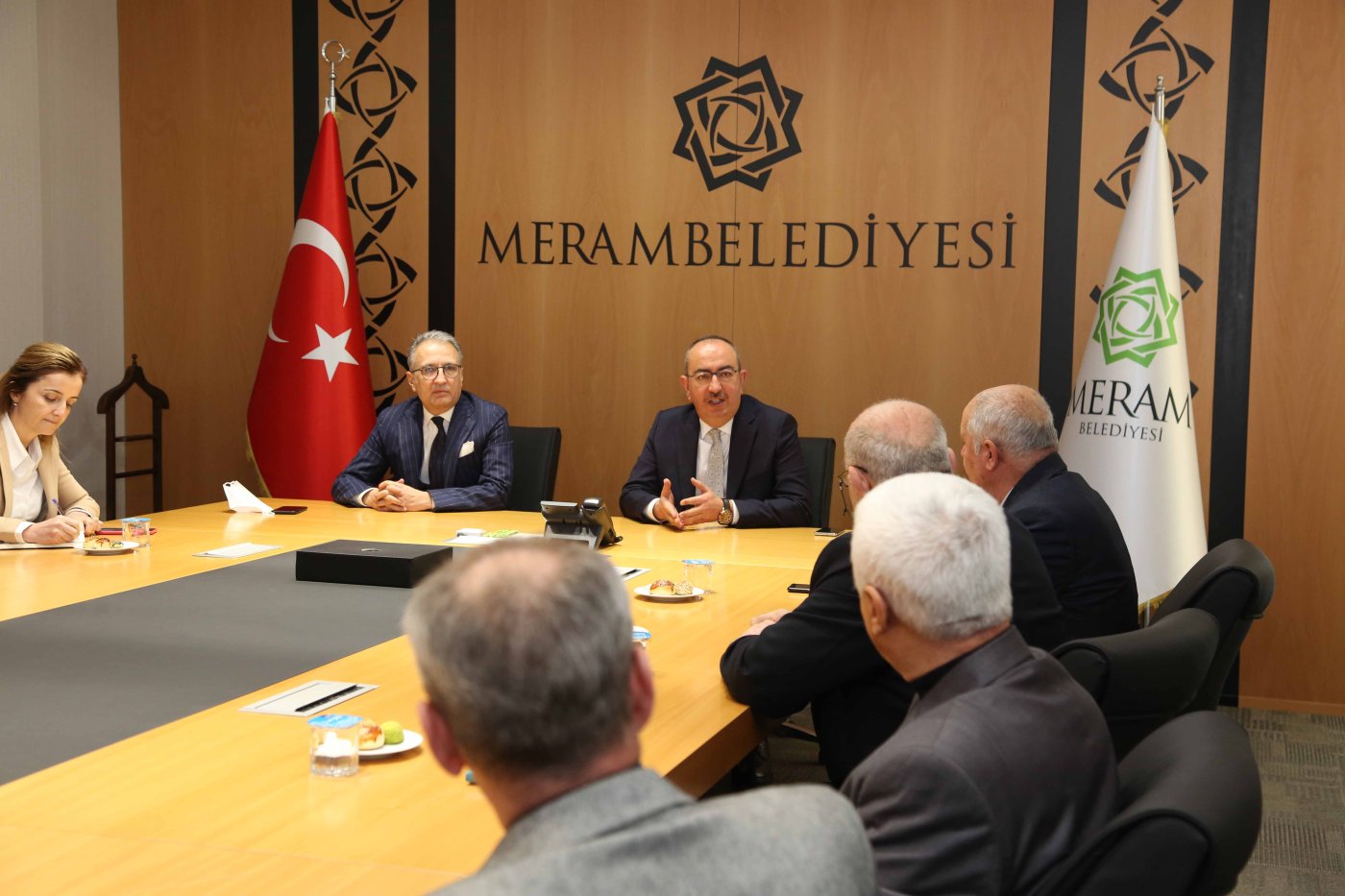 BAŞKAN KAVUŞ’UN GİRİŞİMLERİYLE MERAM’IN 4 MAHALLESİNDE DOĞALGAZ BAŞVURULARI ALINIYOR