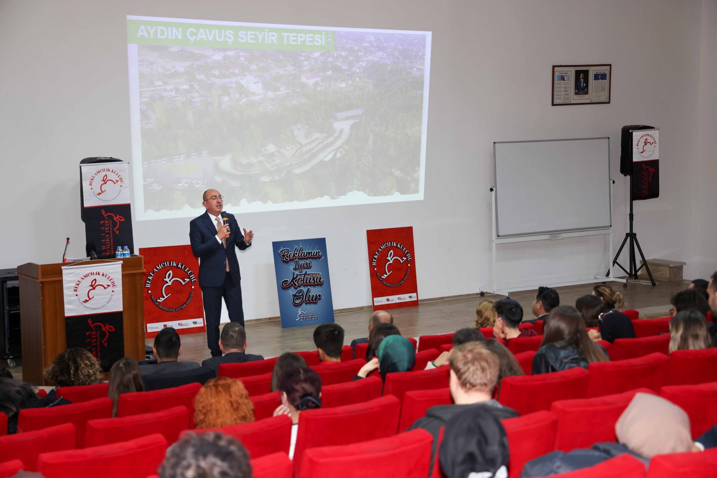 BAŞKAN KAVUŞ, GENÇ İLETİŞİMCİLERLE BİR ARAYA GELDİ