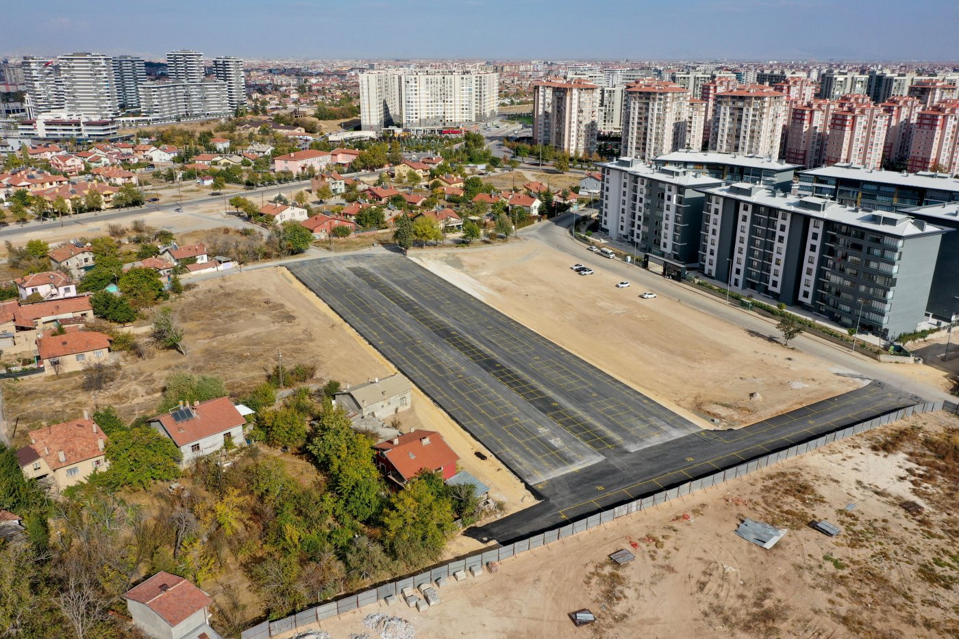 HACI İSA EFENDİ SEMT PAZARI YENİ YERİNDE 