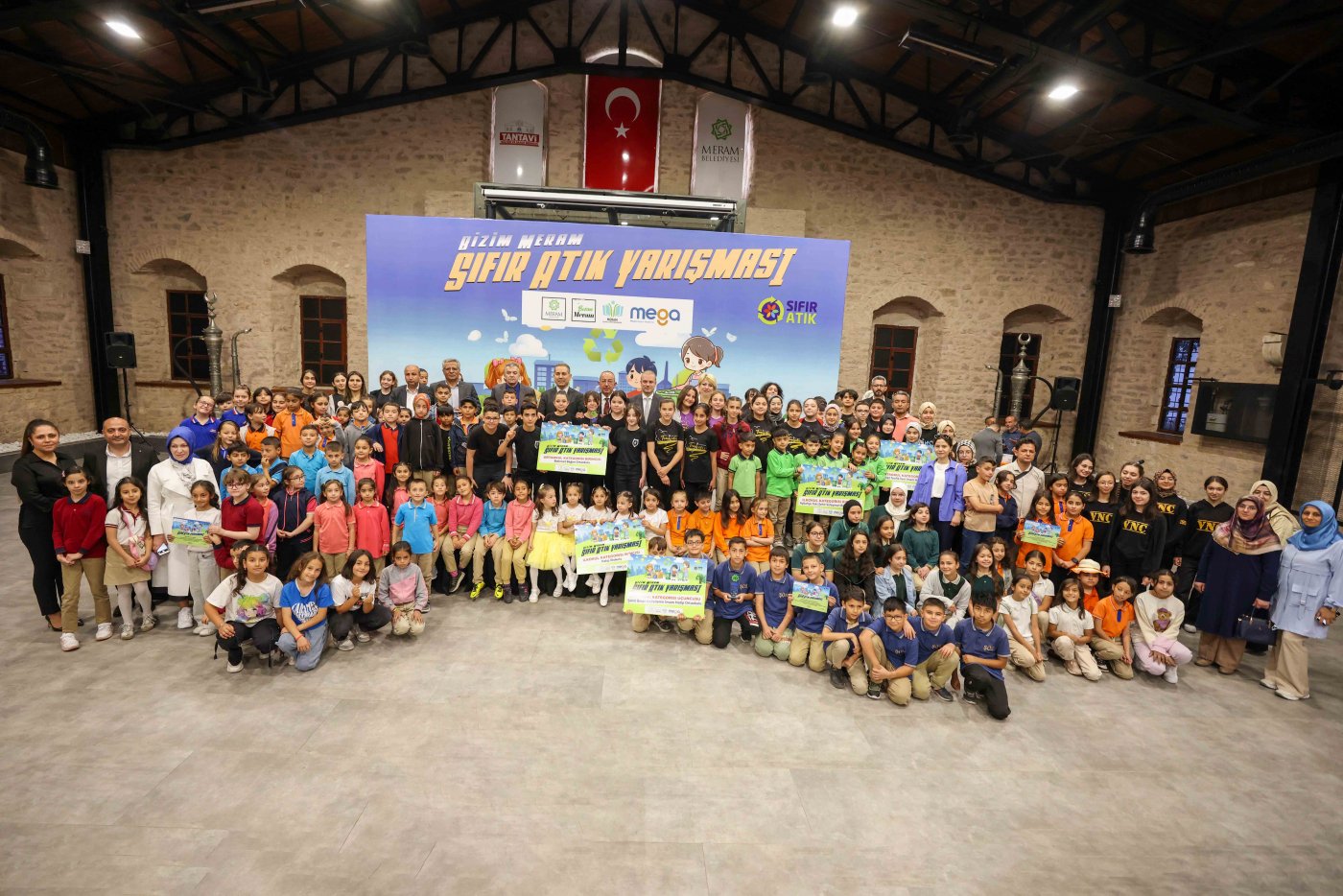 MERAM’DA ÖĞRENCİLER ‘TEMİZ BİR GELECEK’ İÇİN YARIŞTI