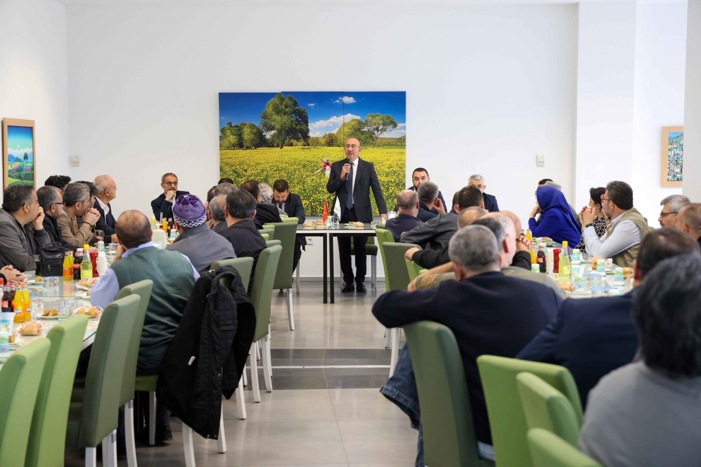 BAŞKAN KAVUŞ EYT İLE EMEKLİ OLAN PERSONELLE VEDALAŞTI 
