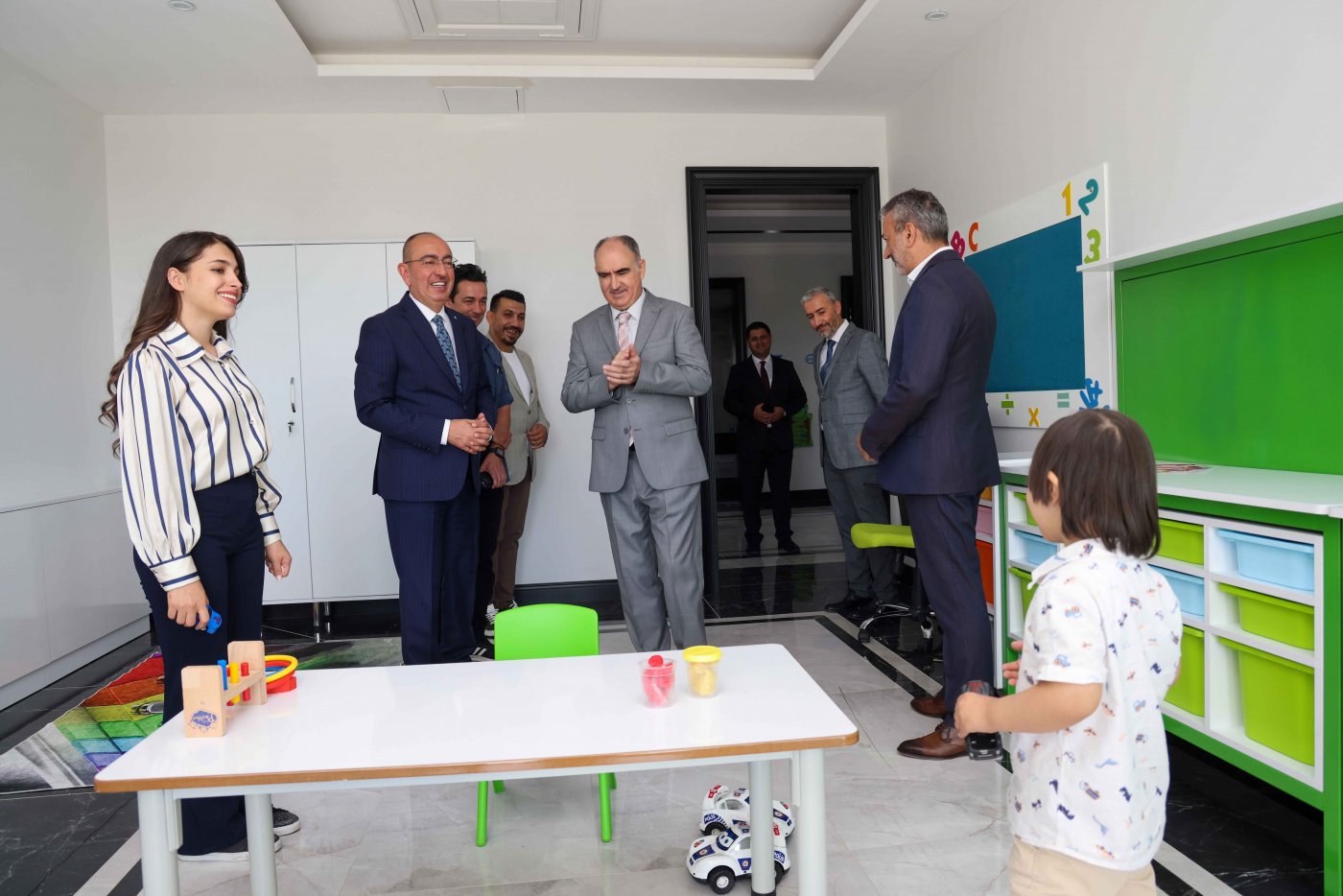 VALİ ÖZKAN’DAN MERAM’IN ÖZEL PROJESİNE ÖVGÜ