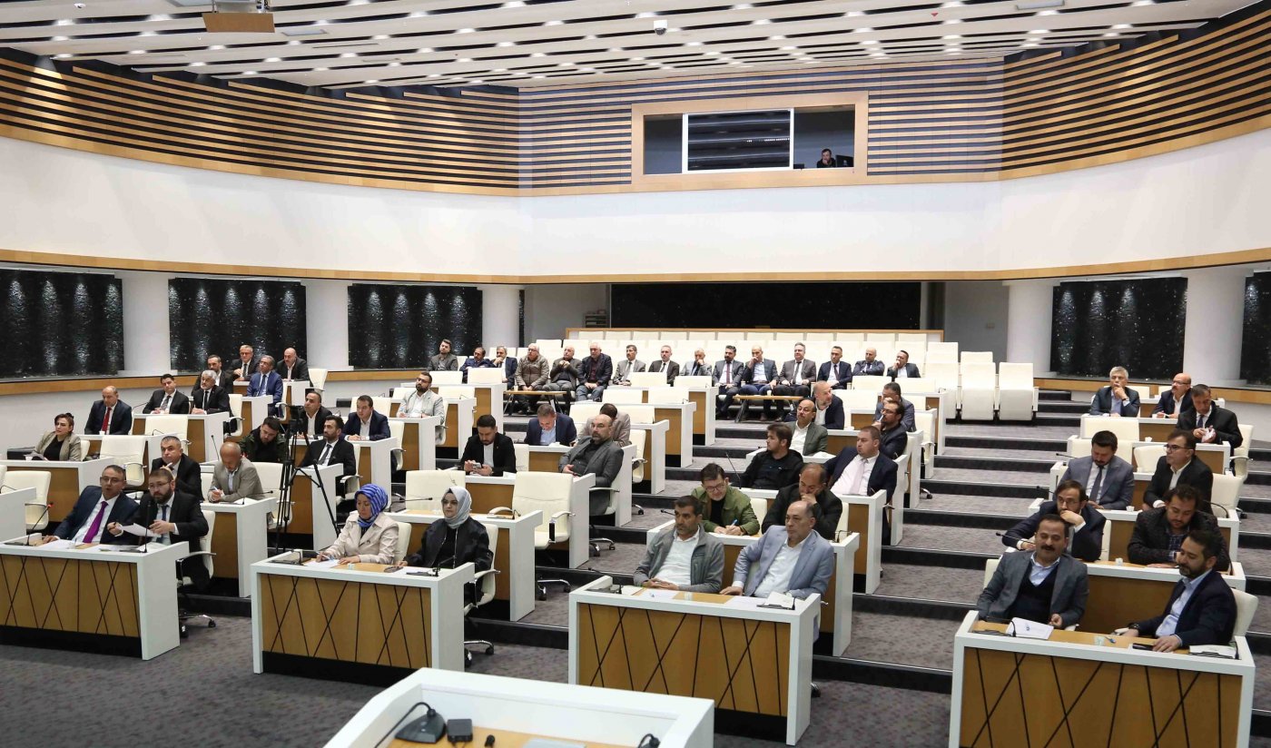 MERAM BELEDİYESİ YENİ MECLİSİ İLK TOPLANTISINI GERÇEKLEŞTİRDİ