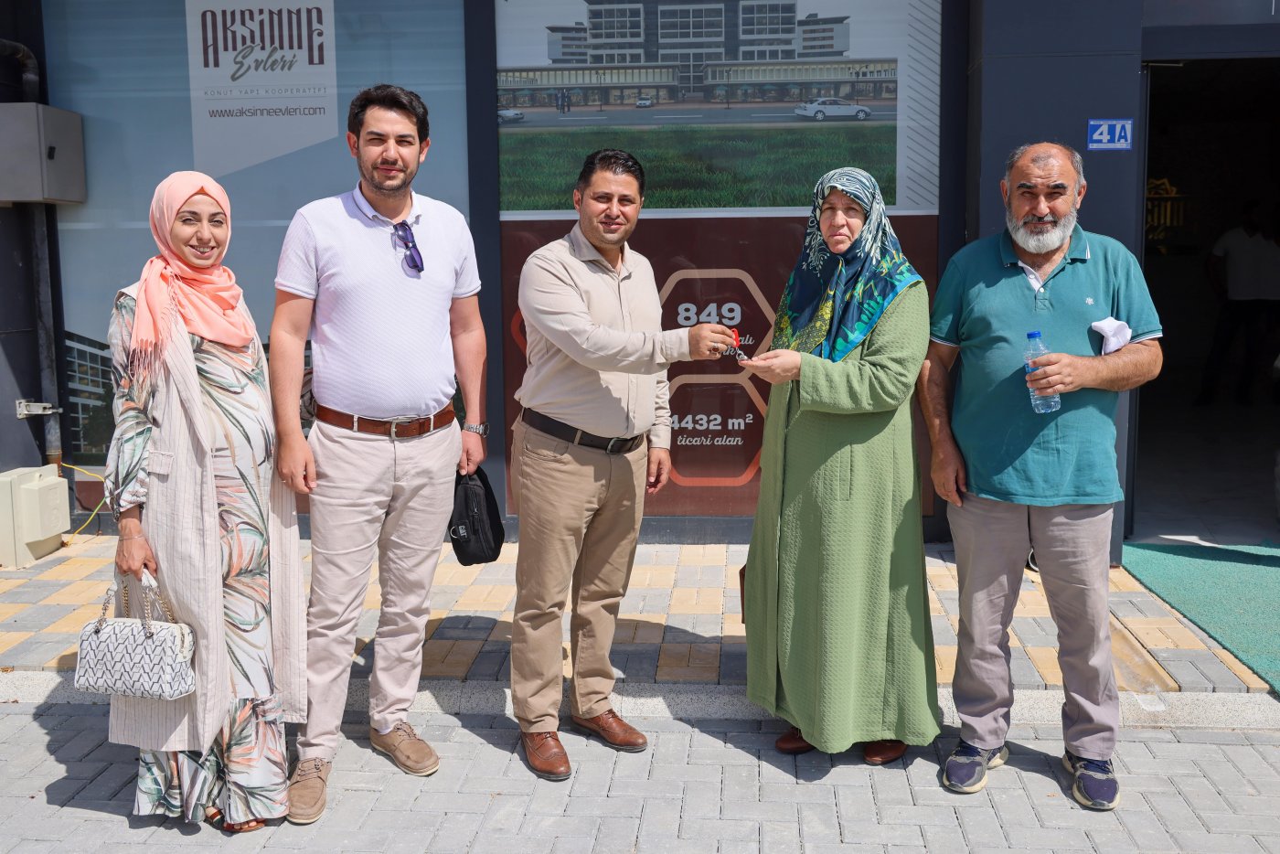 AKSİNNE EVLERİ’NDE 144 DAİRE DAHA HAK SAHİPLERİNE TESLİM EDİLDİ