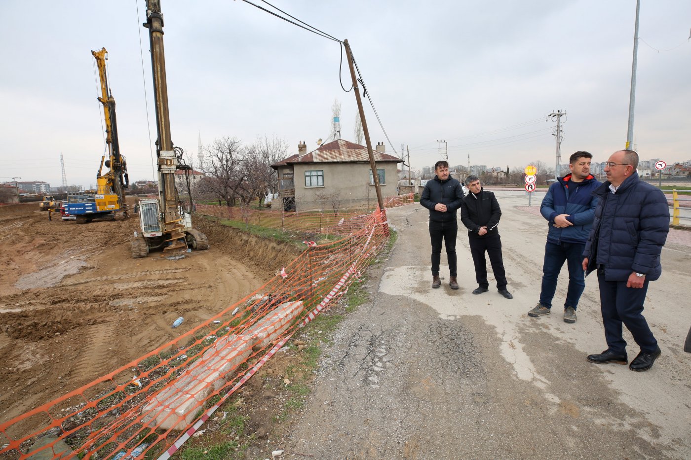 BAŞKAN KAVUŞ, MERAM’IN YENİ CADDELERİ VE TAŞKÖPRÜ ALT GEÇİDİ'NDE İNCELEMELERDE BULUNDU