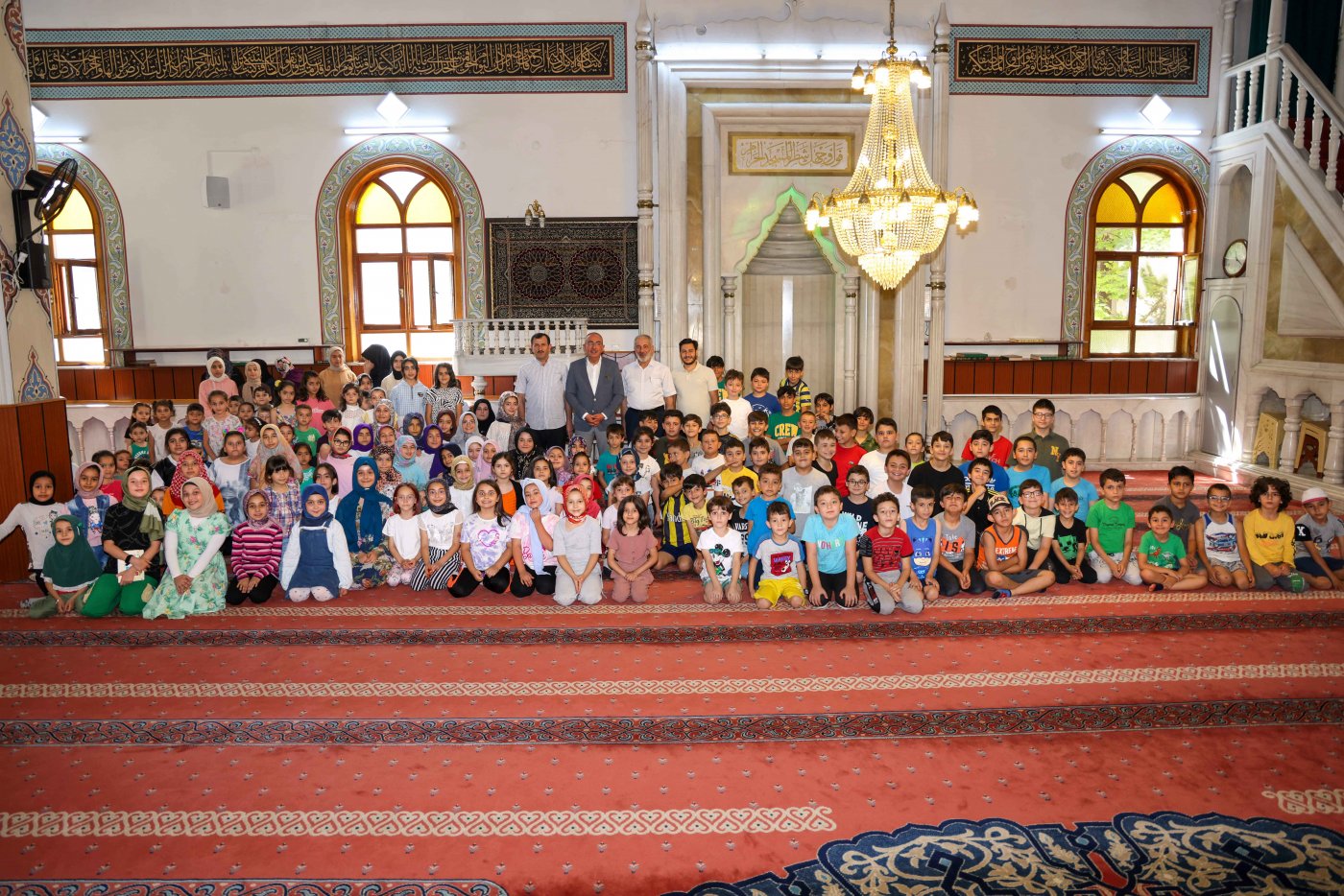 MERAM’IN KUR’AN TALEBELERİNE ‘NAMAZ VE DUA’ KİTABI