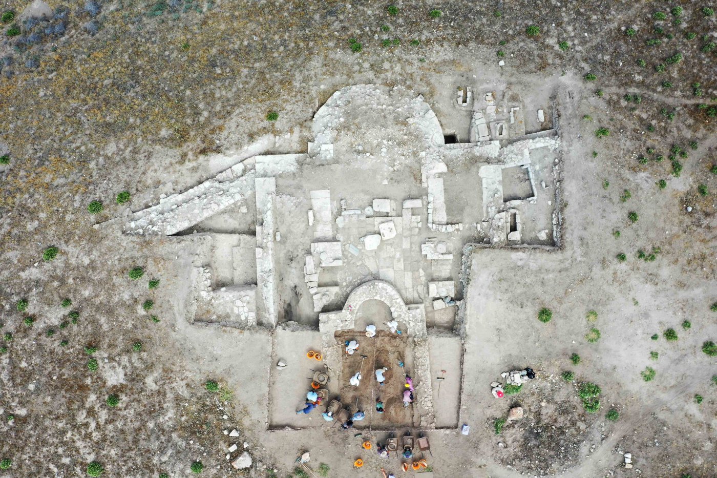 LYSTRA ANTİK KENTİ’NDE KAZILAR DERİNLEŞTİKÇE,  TARİHİ MİRAS GÜN YÜZÜNE ÇIKIYOR