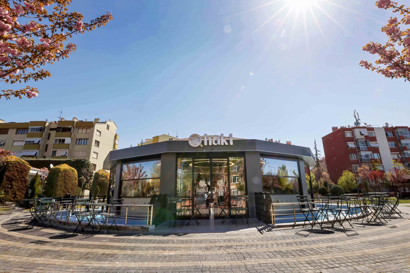 HAKİ KAFE, LEZZET YOLCULUĞUNA BİR YENİ DURAK DAHA EKLEDİ 